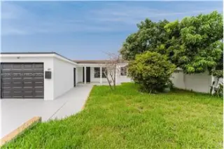 Propiedad de alquiler con 3 habitaciones y 2 baños en Oakland Park