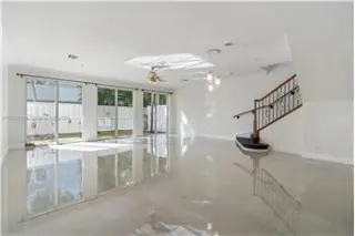 Propiedad de alquiler con 3 dormitorios y 3.5 baños en Fort Lauderdale
