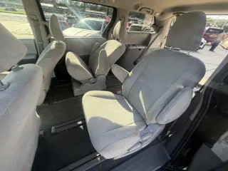 Toyota Sienna L 2020 de 7 pasajeros