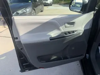 Toyota Sienna L 2020 de 7 pasajeros