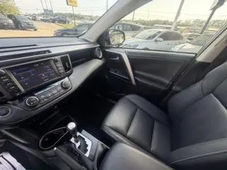 Toyota RAV4 Limited AWD 2018