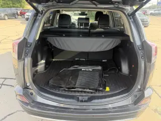 Toyota RAV4 Limited AWD 2018