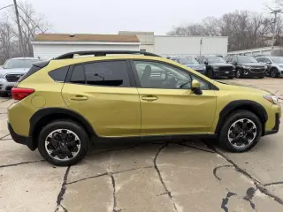 Manual Subaru Crosstrek Premium 2023