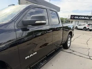 2023 RAM 1500 Big Horn 4x4 Quad Cab Caja Grande de 6'4"