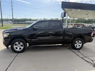 2023 RAM 1500 Big Horn 4x4 Quad Cab Caja Grande de 6'4"