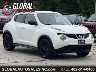 Nissan Juke 2014 5p Wgn CVT S tracción en todas las ruedas