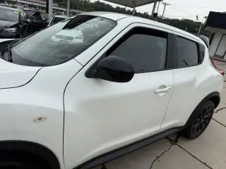 Nissan Juke 2014 5p Wgn CVT S tracción en todas las ruedas