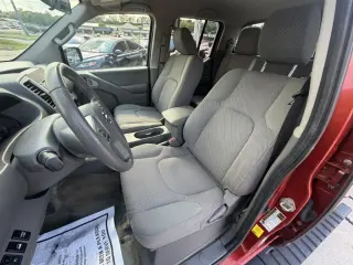 Nissan Frontier 4WD Cabina de Tripulantes Larga Automático SV 2016