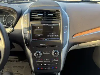 Lincoln MKC AWD 4p 2015