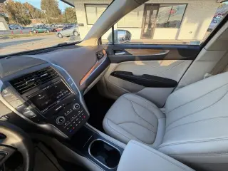 Lincoln MKC AWD 4p 2015