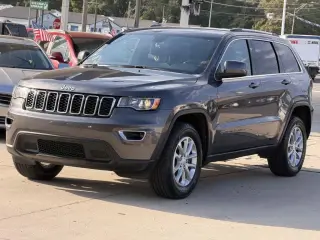 Jeep Grand Cherokee Laredo E 4WD 2021
