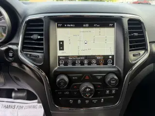 Jeep Grand Cherokee Laredo 4WD 2018
