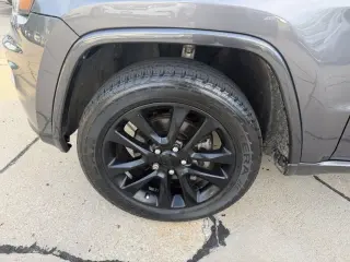Jeep Grand Cherokee Laredo 4WD 2018