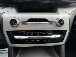 Ford Explorer XLT 4WD 2023