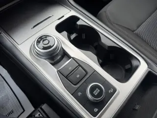 Ford Explorer XLT 4WD 2023