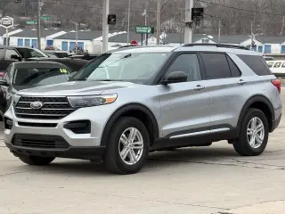 Ford Explorer XLT 4WD 2023