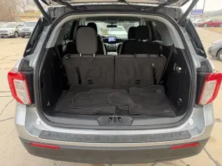 Ford Explorer XLT 4WD 2023