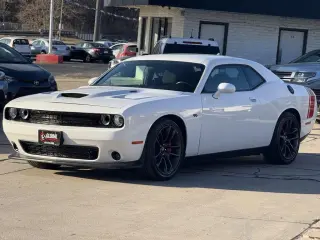 Dodge Challenger R/T Scat Pack RWD 2021