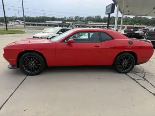 Dodge Challenger GT AWD 2019