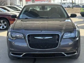 Chrysler 300 Touring AWD 2018