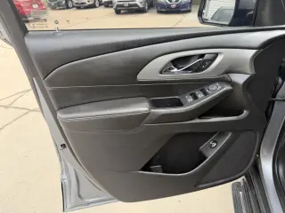 2020 Chevrolet Traverse AWD 4p LT de tela con 1LT