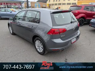 2017 Volkswagen Golf TSI S