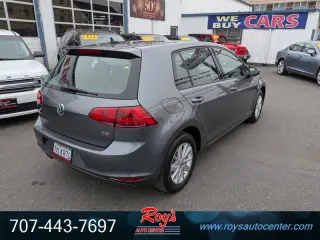 2017 Volkswagen Golf TSI S