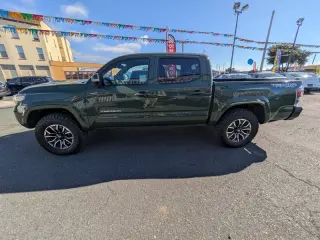 2021 Toyota Tacoma TRD Sport  4WD