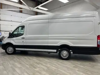 2023 Ford Transit-250