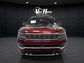 2022 Jeep Grand Wagoneer