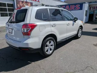 2016 Subaru Forester 2.5i  AWD