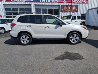 2016 Subaru Forester 2.5i  AWD