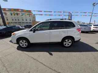 2016 Subaru Forester 2.5i  AWD