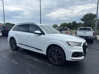 2022 Audi Q7