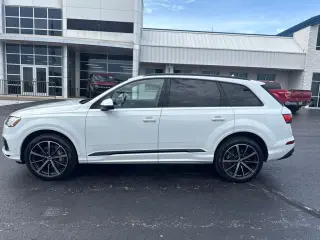 2022 Audi Q7