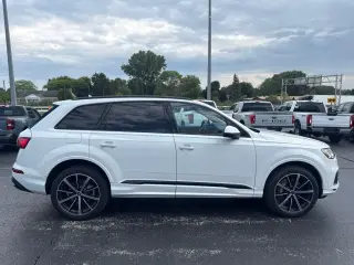 2022 Audi Q7