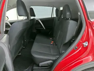 Toyota RAV4 2018 LE 4dr SUV