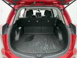 Toyota RAV4 2018 LE 4dr SUV