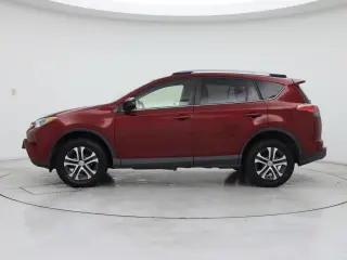 Toyota RAV4 2018 LE 4dr SUV