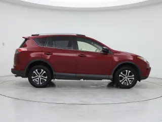Toyota RAV4 2018 LE 4dr SUV