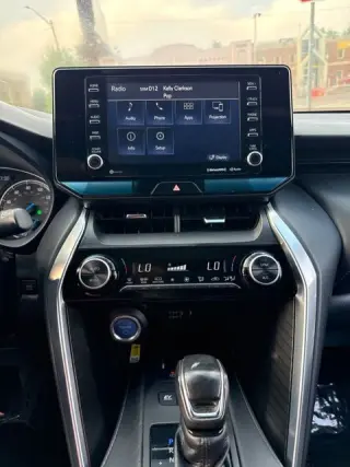 2022 Toyota Venza XLE