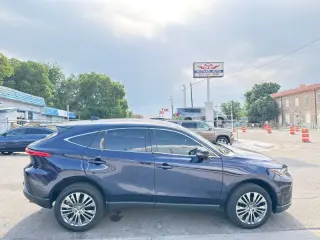 2022 Toyota Venza XLE