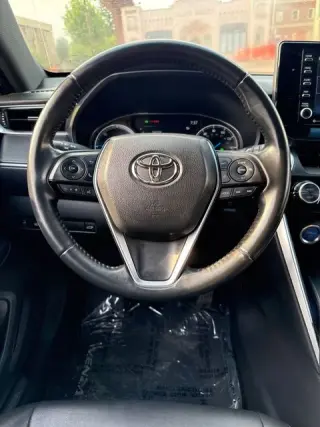 2022 Toyota Venza XLE