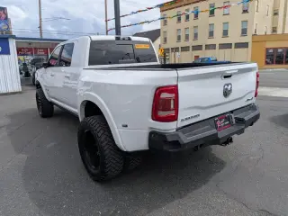 2019 RAM 3500 Laramie  4WD