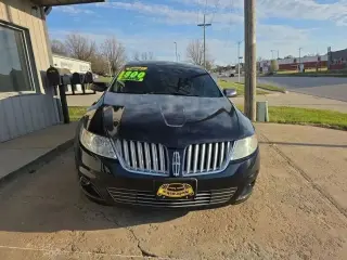 Lincoln MKS 2009