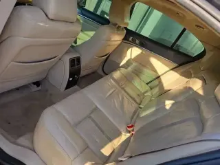 Lincoln MKS 2009
