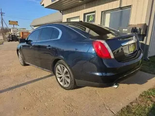 Lincoln MKS 2009