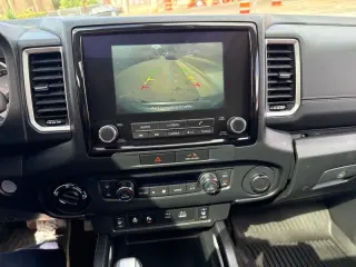2022 Nissan Frontier Crew Cab SV 4x4