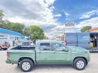 2022 Nissan Frontier Crew Cab SV 4x4