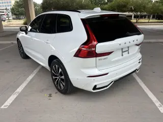 2024 Volvo XC60 B5 Plus Dark Theme